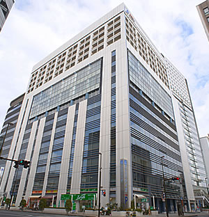 本社　外観